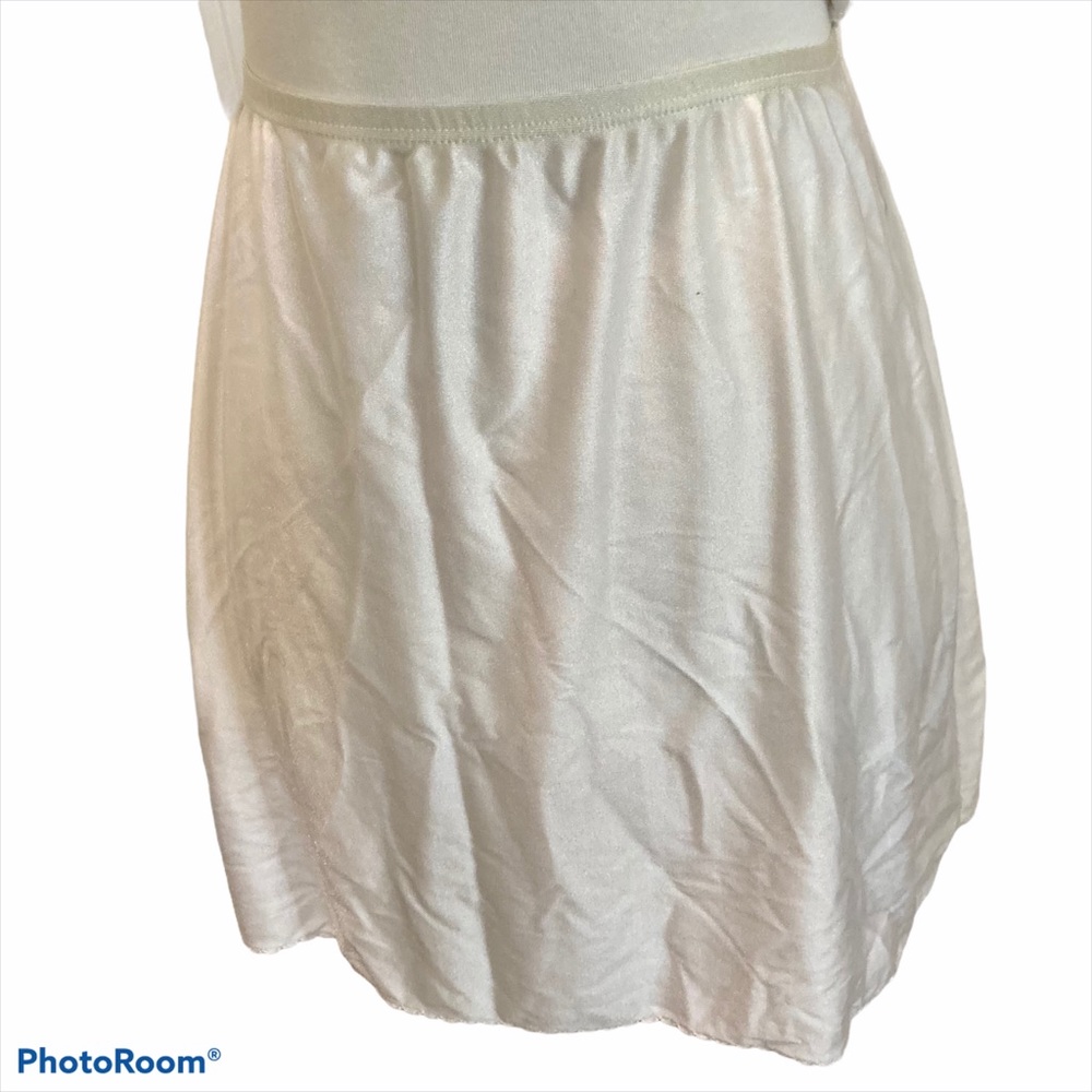 Vintage Ivory Miniskirt Slip - Picture 7 of 8